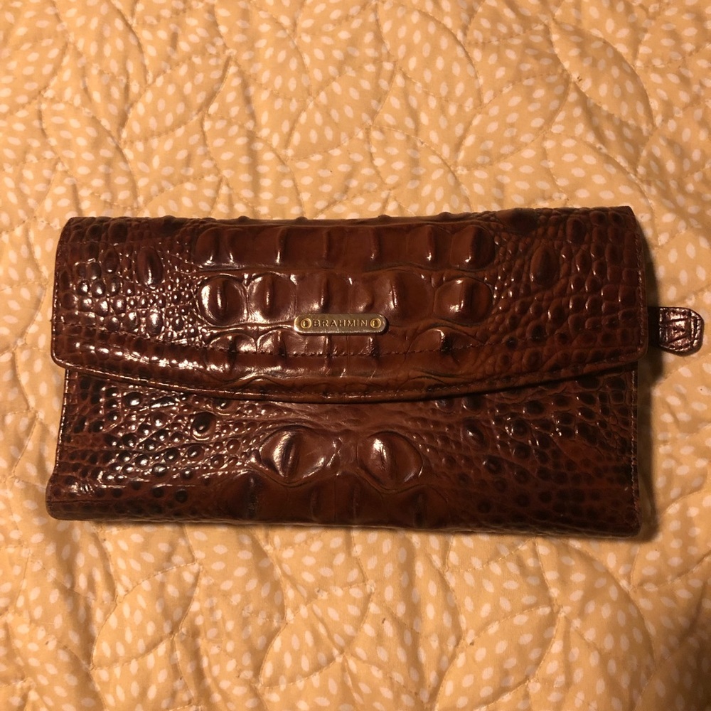 Brahmin wallet
